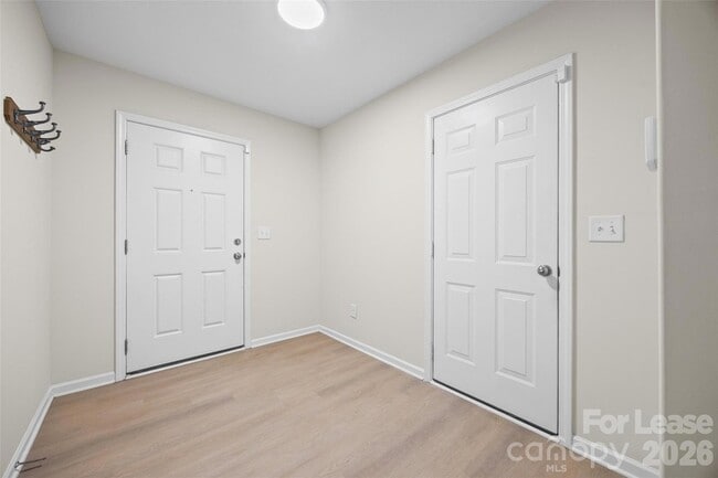 Photo - 9612 Brackenview Ct