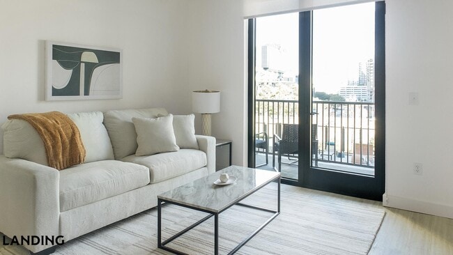 Photo - 1007 S Mint St Unit 717