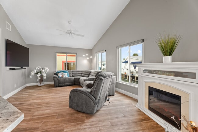 Building Photo - 1132 Nettles Blvd Unit SI ID1538693P