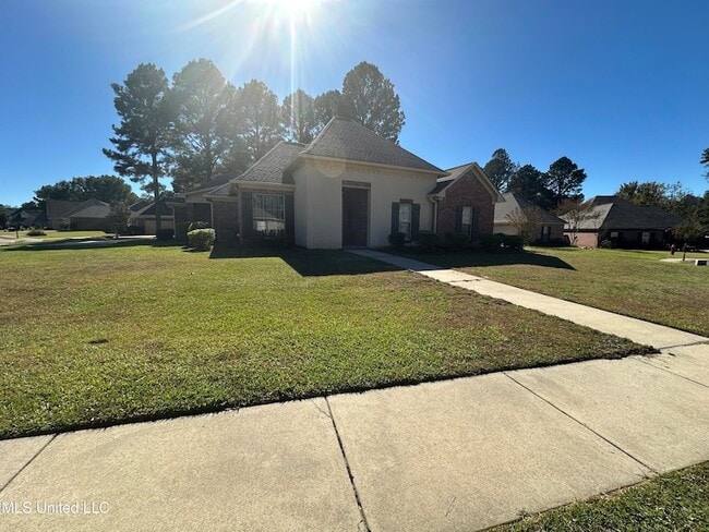 Building Photo - 101 Cedar Green Cove