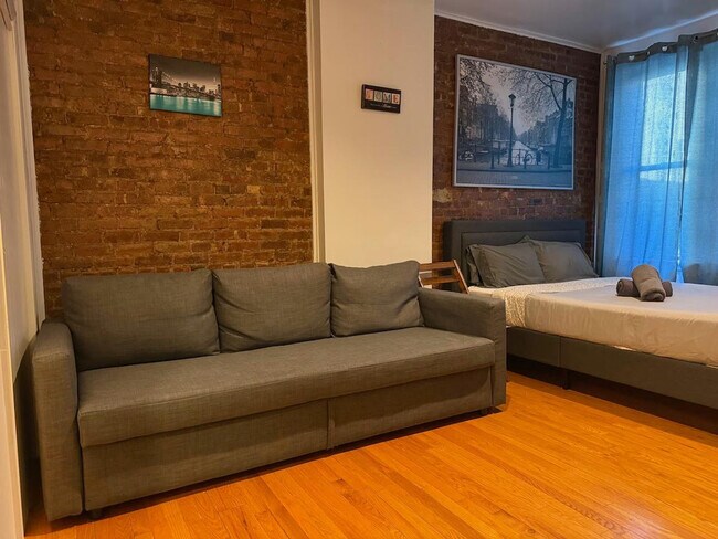 Photo - 329 E 94th St Unit ID1032023P