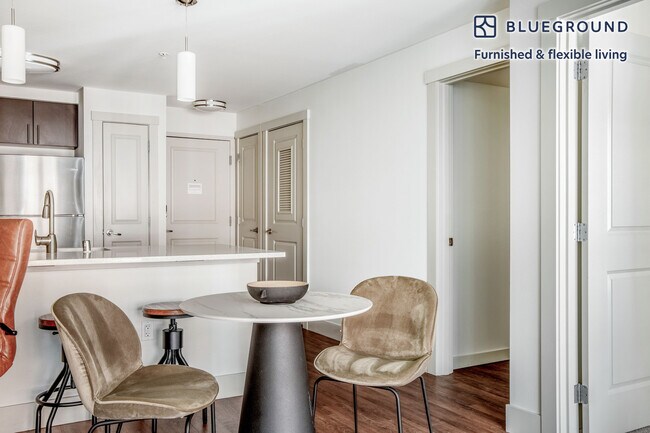 Photo - 10595 Main St Unit FL4-ID578