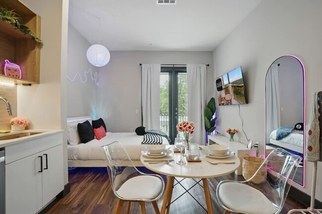 Photo - 9127 Research Blvd Unit ID1365737P