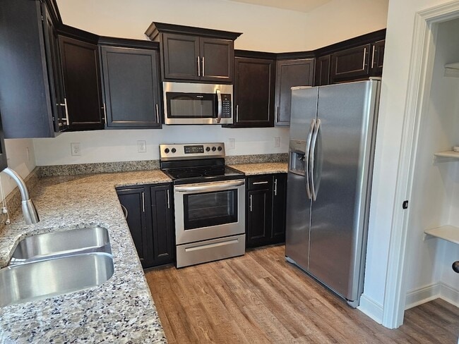 Photo - 407 Preakness Cir