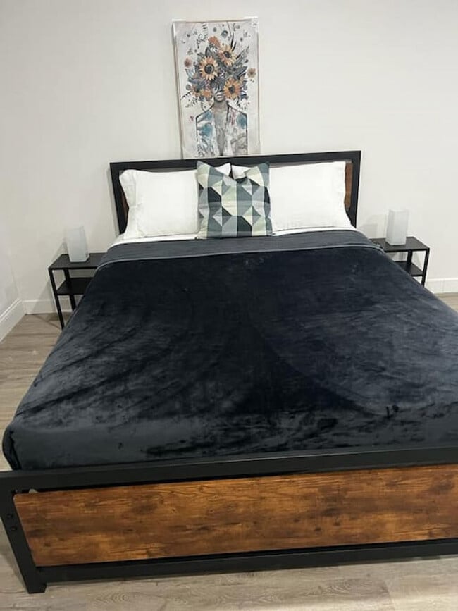 Photo - 470 SW 7th St Unit ID1056540P