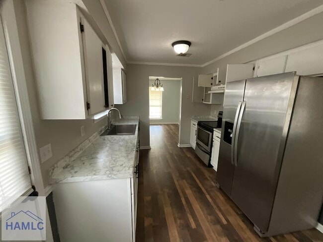 Photo - 1750 Latham Ct