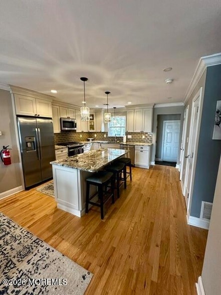Photo - 15 Chapin Ave