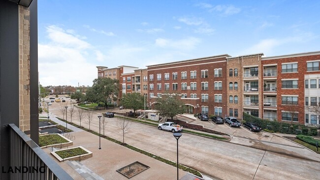 Building Photo - 1950 Winrock Blvd Unit 1316