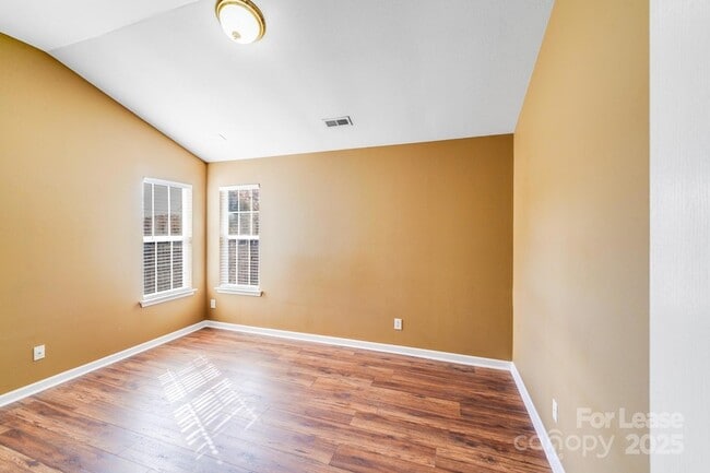 Photo - 5911 Vista Verde Ct