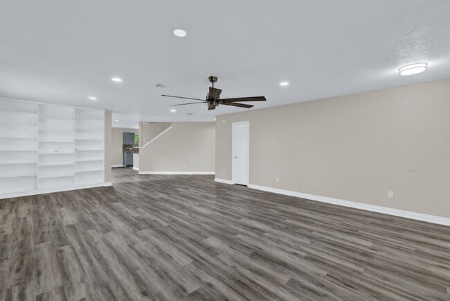 Photo - 6205 Winnebago Ct