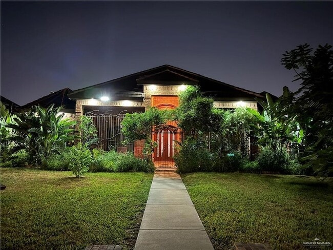 Photo - 500 S Woodland Dr