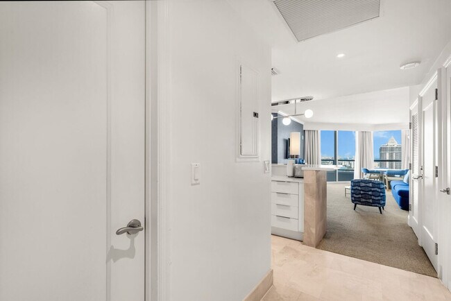 Photo - 4401 Collins Ave Unit SI ID1540476P