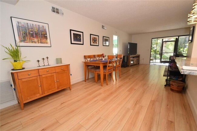 Photo - 1620 Boathouse Cir Unit GR104