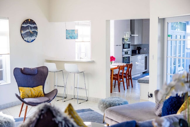 Photo - 2026 Seidenberg Ave Unit ID1297830P