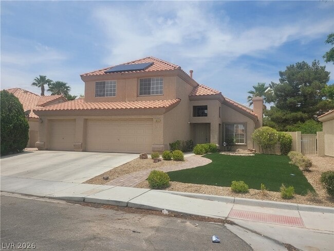 Photo - 4013 Forest Knoll Ln