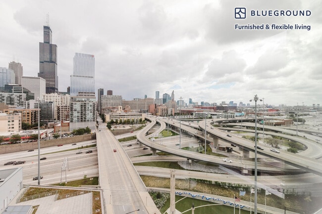 Photo - 808 W Van Buren St Unit FL12-ID540