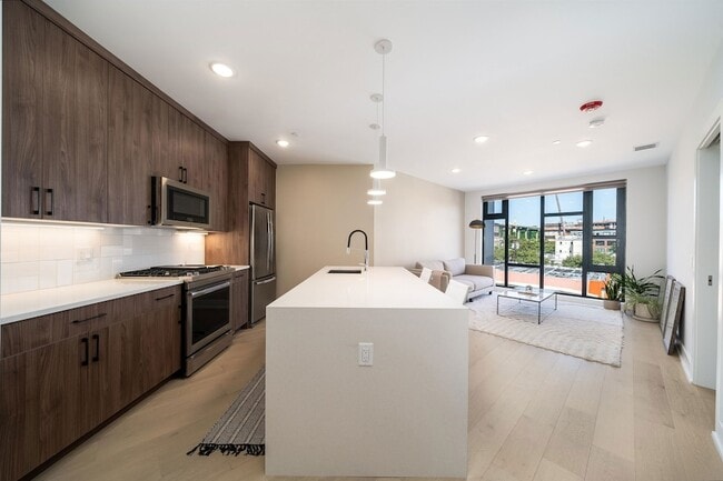 Photo - 338 Newark Ave