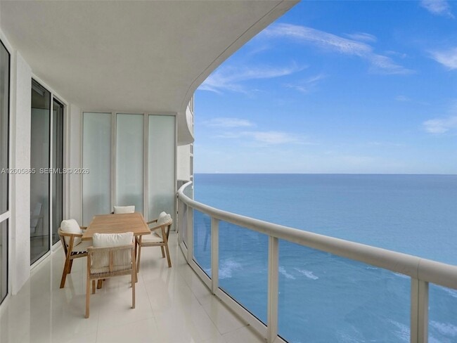 Photo - 15901 Collins Ave Unit 2807