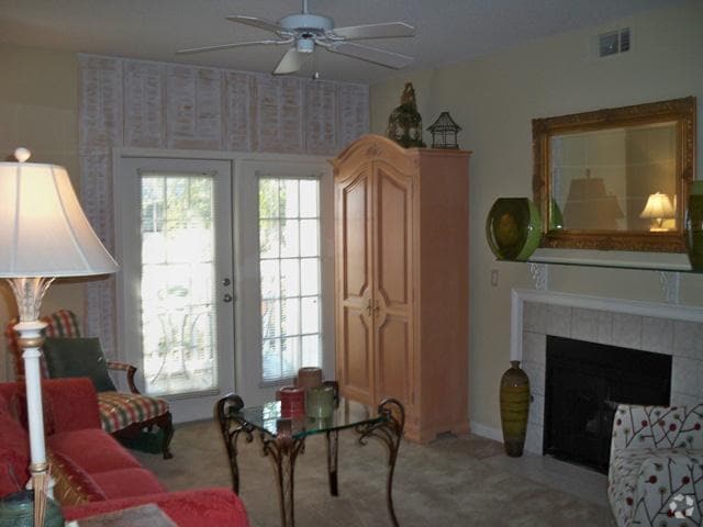 Living Room - Enclave at Wolfchase