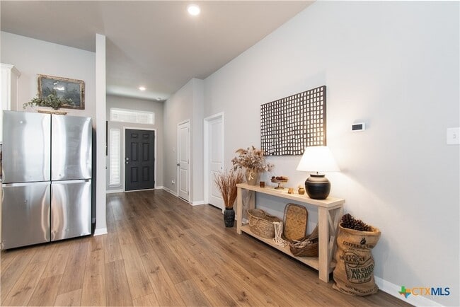 Photo - 2161 Meridian Lp