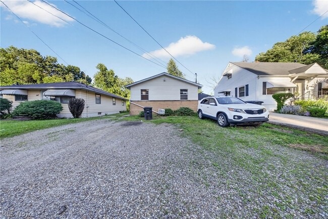 Photo - 1095 St Michaels Ave Unit 1097