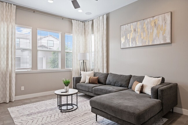 Photo - 1913 E Rosemary Dr Unit ID1244336P