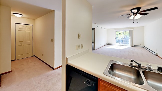 Photo - Meadow Ridge Apartments