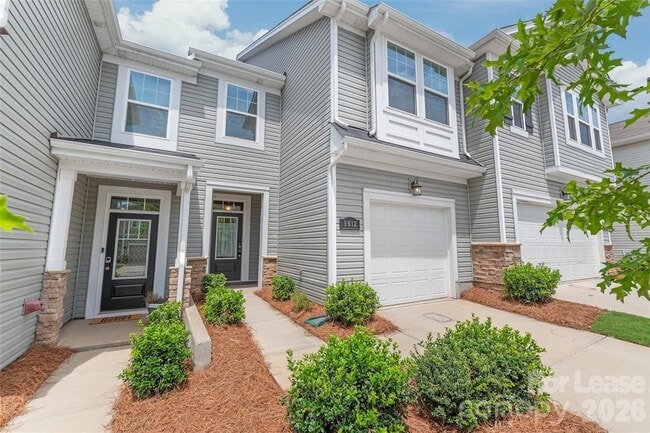 Photo - 5612 Axil Ln