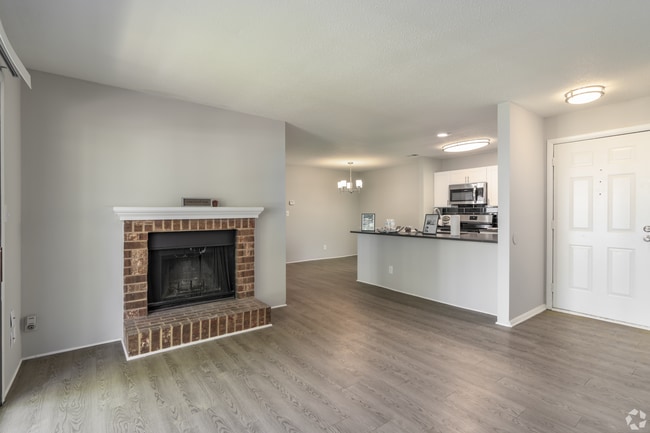 Photo - Aurea Station