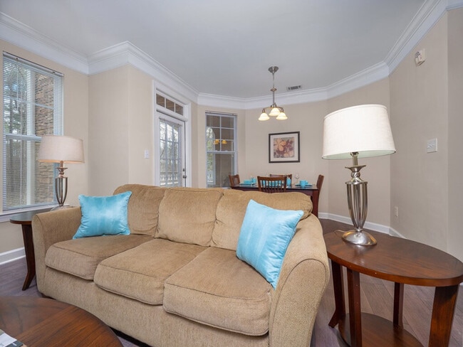 Building Photo - 2431 Brisbane Woods Way Unit SI ID1338737P
