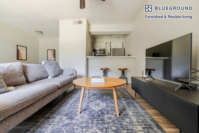 Photo - 1230 E 38th 1/2 St Unit FL1-ID305