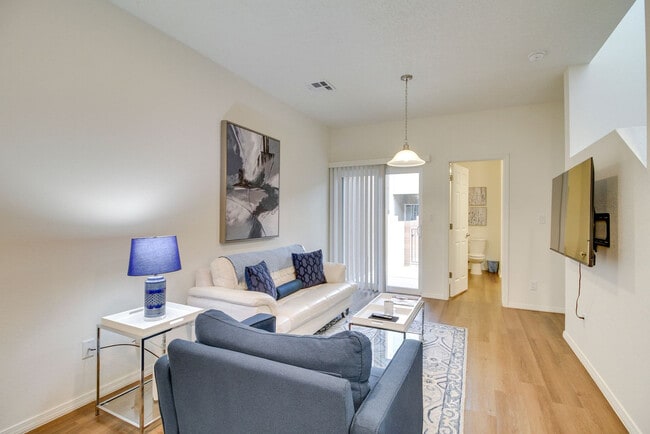 Photo - 243 San Clemente Ave NW Unit SI ID1604736P
