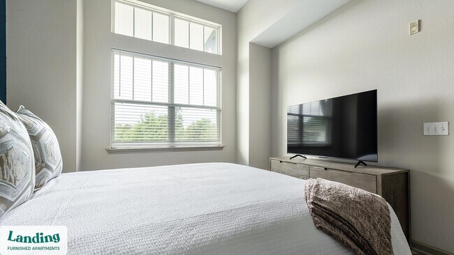 Photo - 7116 Finn Hall Ave Unit 11-301