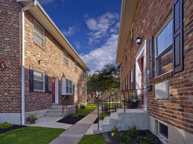 Townhome Style Community - The Preserve at Darby Creek