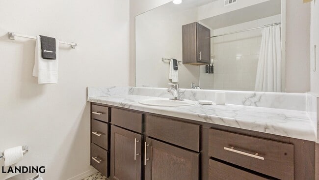 Photo - 2701 N 23rd St Unit 725