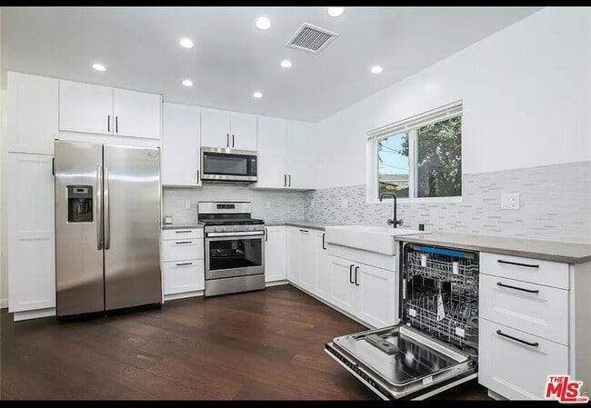 Photo - 6147 Will Rogers St