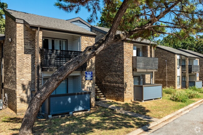 Building Photo - The Madeleine