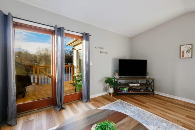 Photo - 4544 Erie Ave NW Unit SI ID1496113P