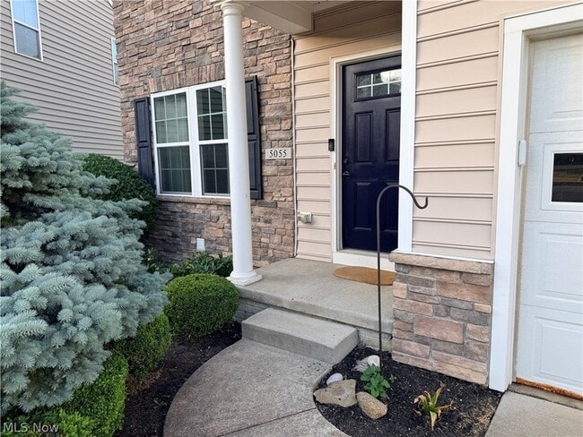 Photo - 5055 Lake Forest Dr