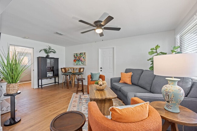 Building Photo - 489 Seacrest Ave Unit ID1325661P