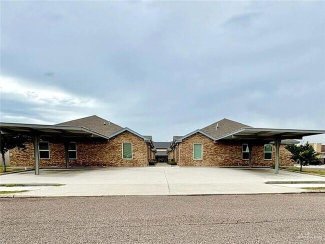 Photo - 826 S Missouri St