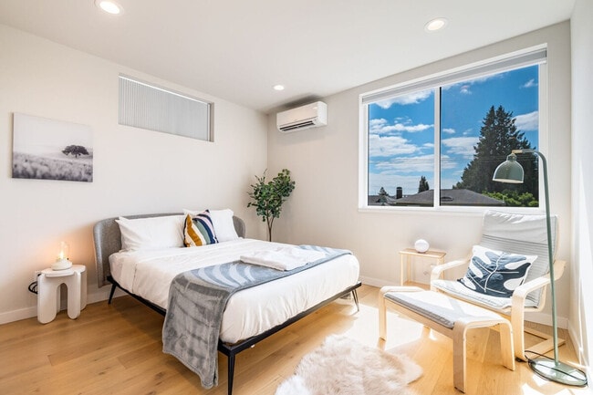 Photo - 4308 Wallingford Ave N Unit ID1035885P