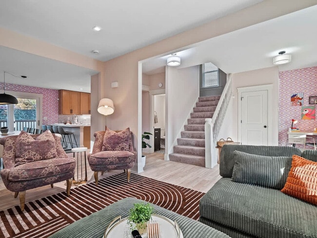 Building Photo - 6110 Ellen Ave Unit SI ID1496111P