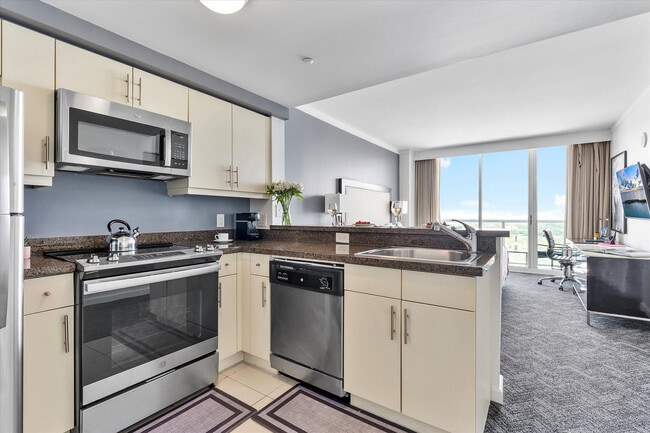 Building Photo - 2889 McFarlane Rd Unit ID1240699P