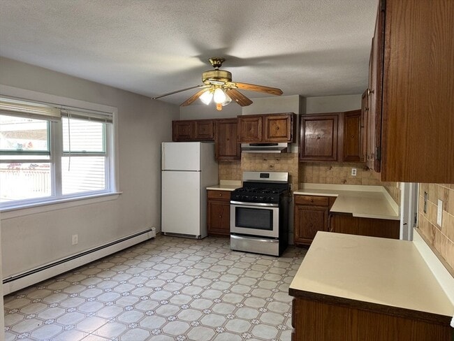 Photo - 230 Havre St Unit 2