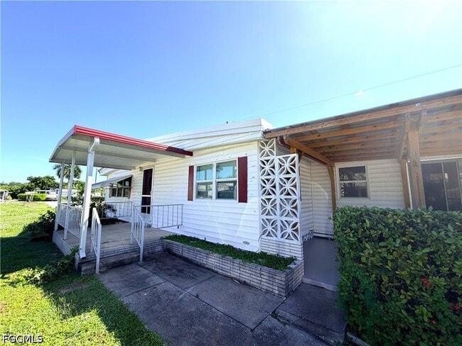 Photo - 139 Gaslight Ave