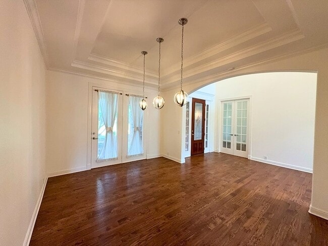 Photo - 1205 Golden Gate Dr