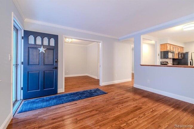 Photo - 122 N Helen Ave