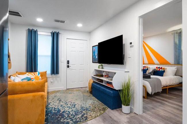 Photo - 1206 1/2 Haskell Street-SI ID1244656P Unit SI ID1244656P