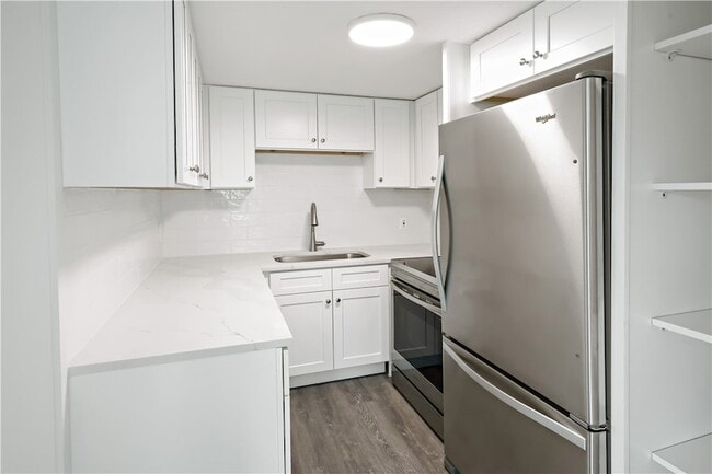 Photo - 768 22nd Pl